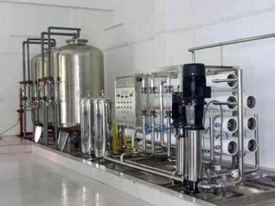 What are the commonly used accessories for reverse osmosis machine?