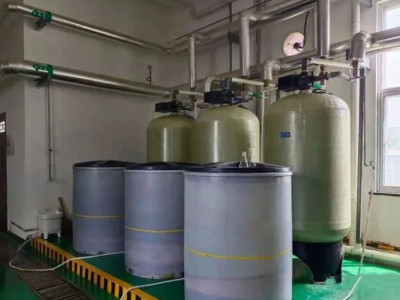 What are the factors affecting the price of RO plant